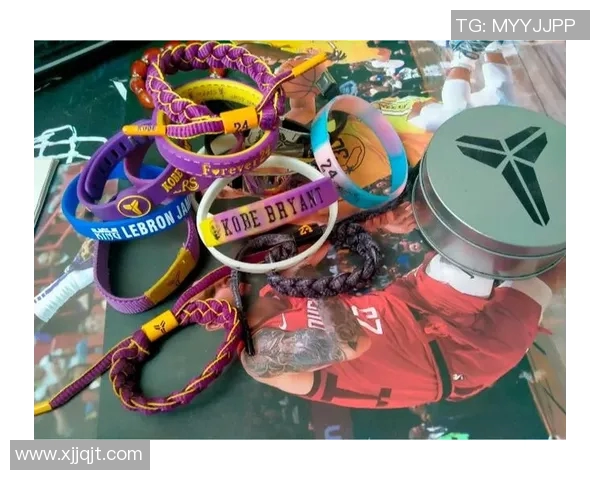 以足球球星灵感设计的创意手环彰显运动热情与时尚魅力